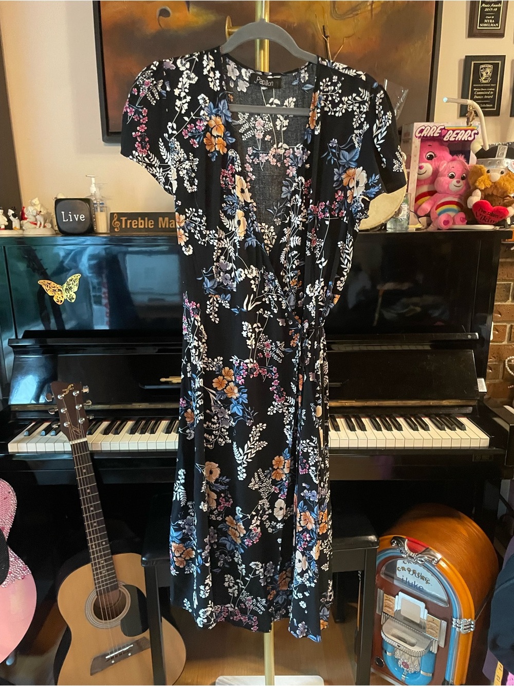☀️ SUMMER CLEARANCE 🛍️Papillon Black Floral Midi Wrap Dress